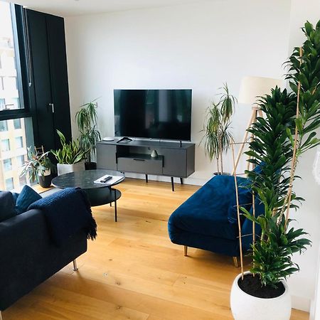 Luxury 2 Bedroom Apartment 20 Min From Central London Kültér fotó